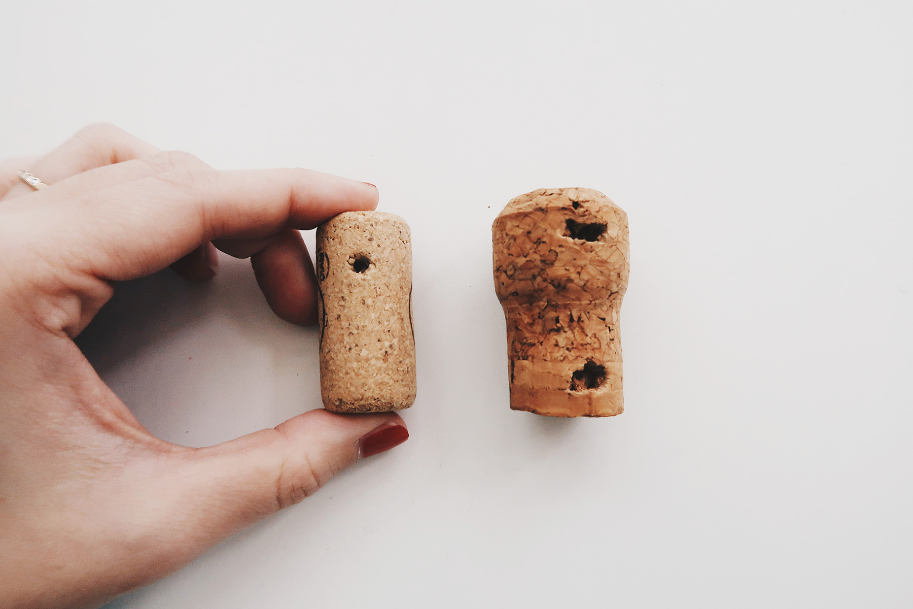 / 灰調 / DIY 手作小教學：聖誕節軟木塞小麋鹿 Step2