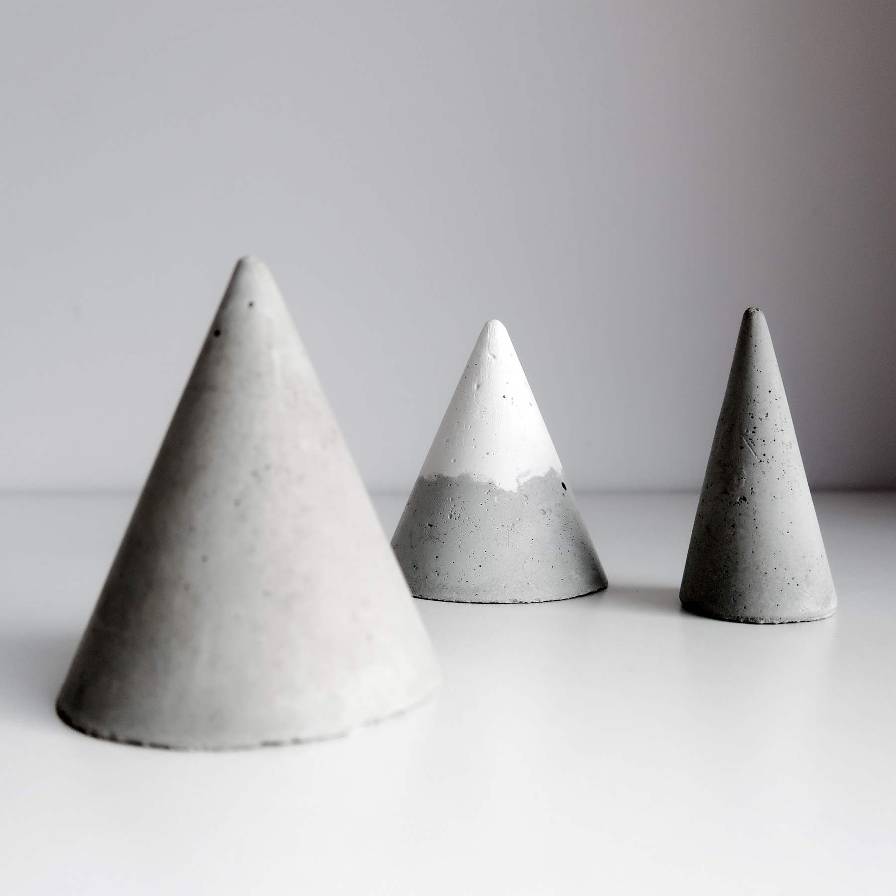 HILL SCENERY 小山景雙色錐形水泥戒指座・戒台・擴香石