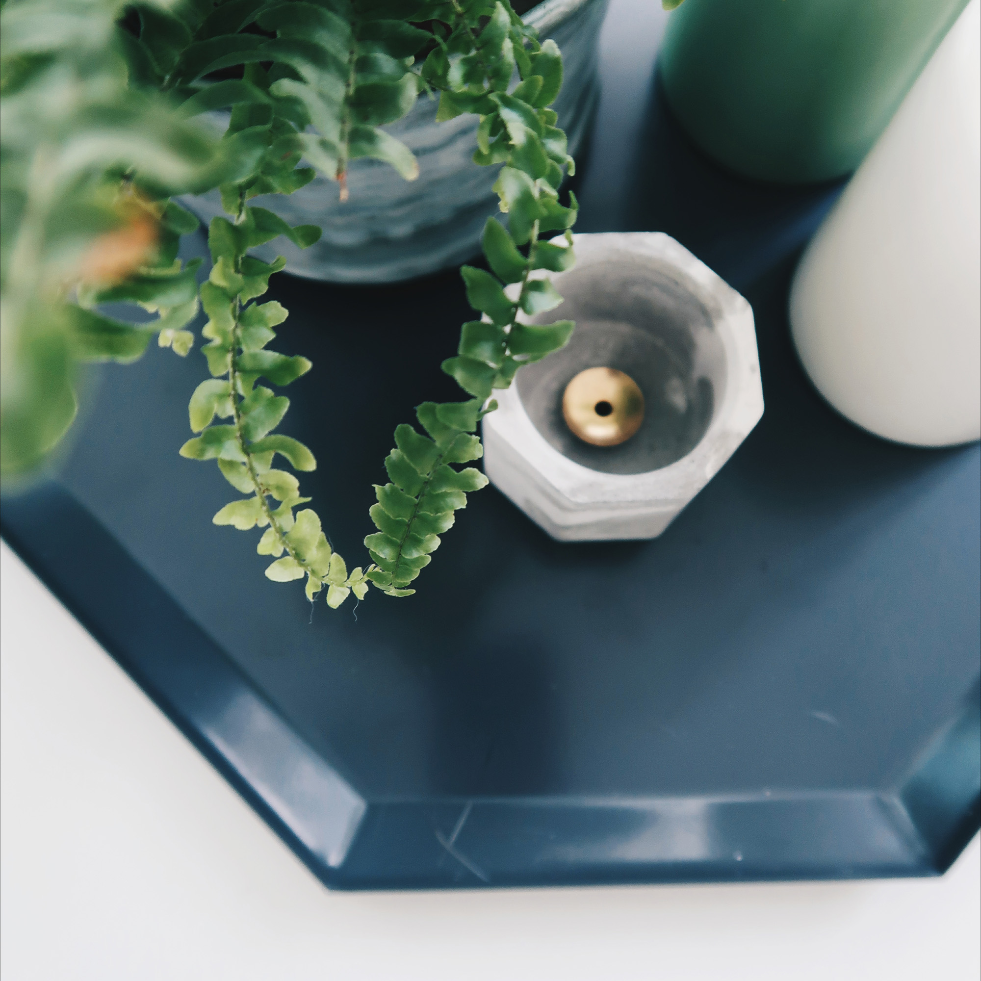 CARRARA 卡拉拉多用途水泥銅器擺飾