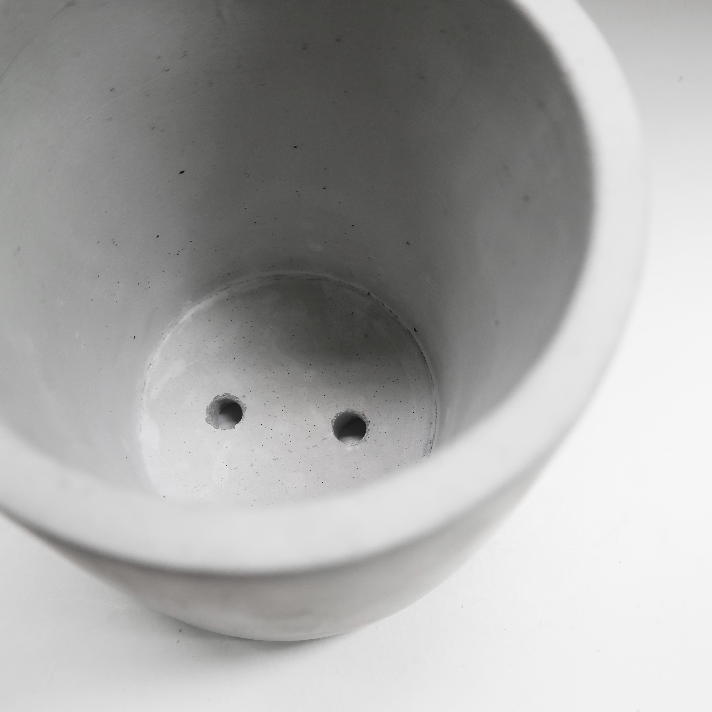 Concrete Design 圓弧錐形水泥盆器・花盆・花器