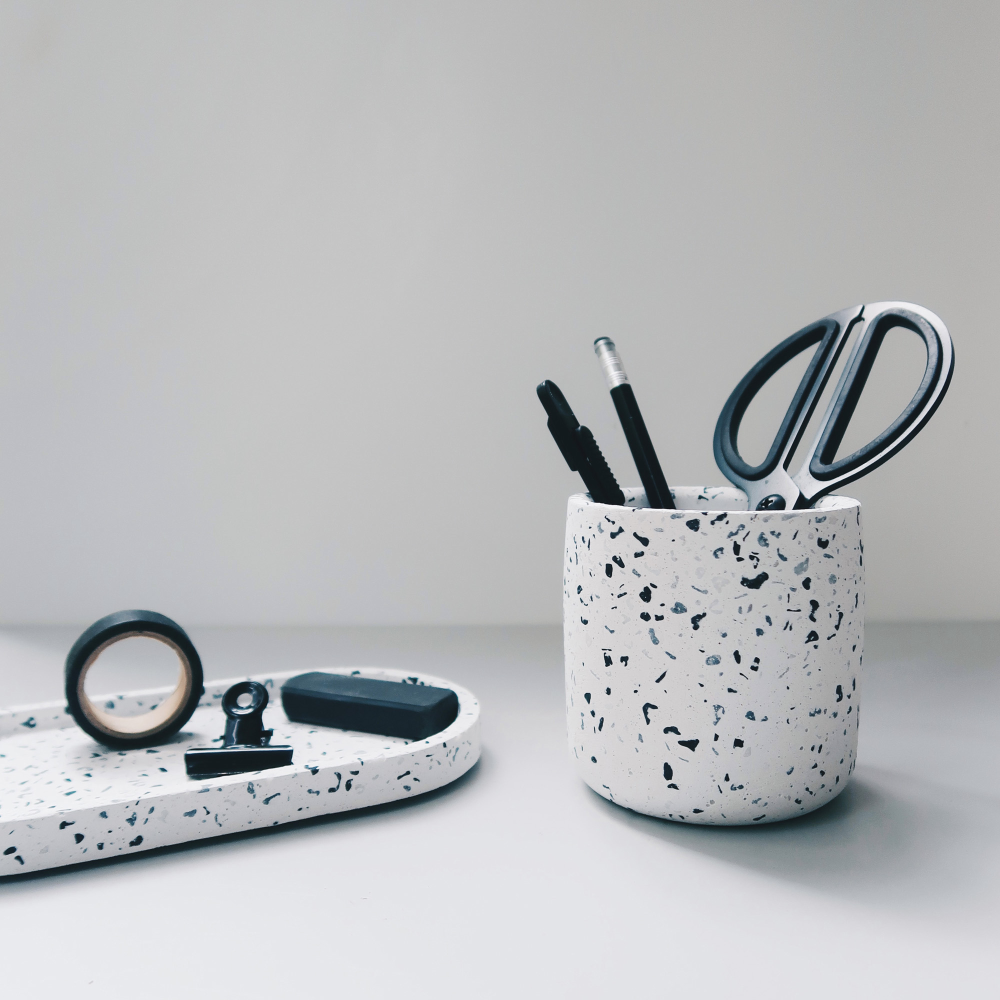 TERRAZZO 水磨石經典黑白水泥橢圓盤・飾盤・拖盤