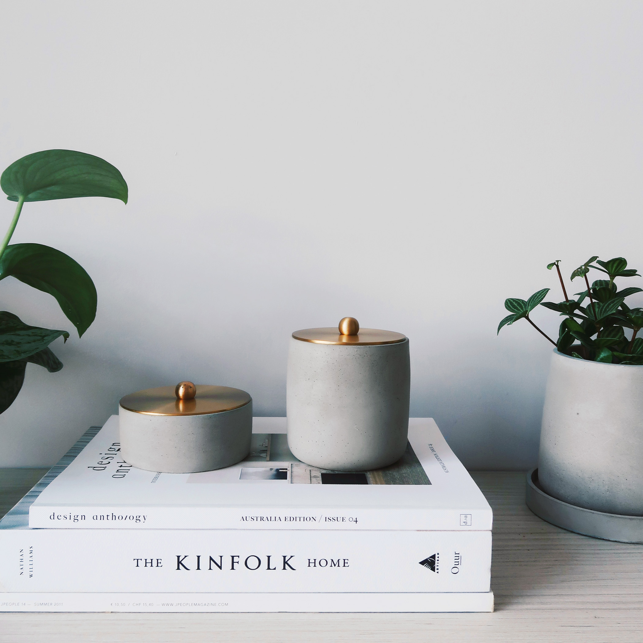 GLODEN MOON 懸月 / 圓球黃銅蓋水泥飾品收納罐・儲物盒