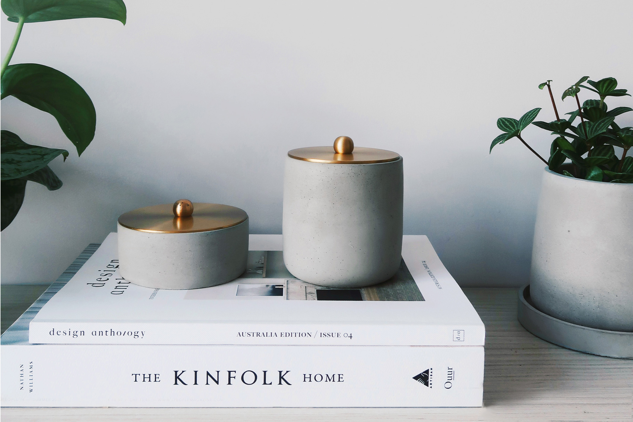 GLODEN MOON 懸月 / 圓球黃銅蓋水泥儲物收納罐