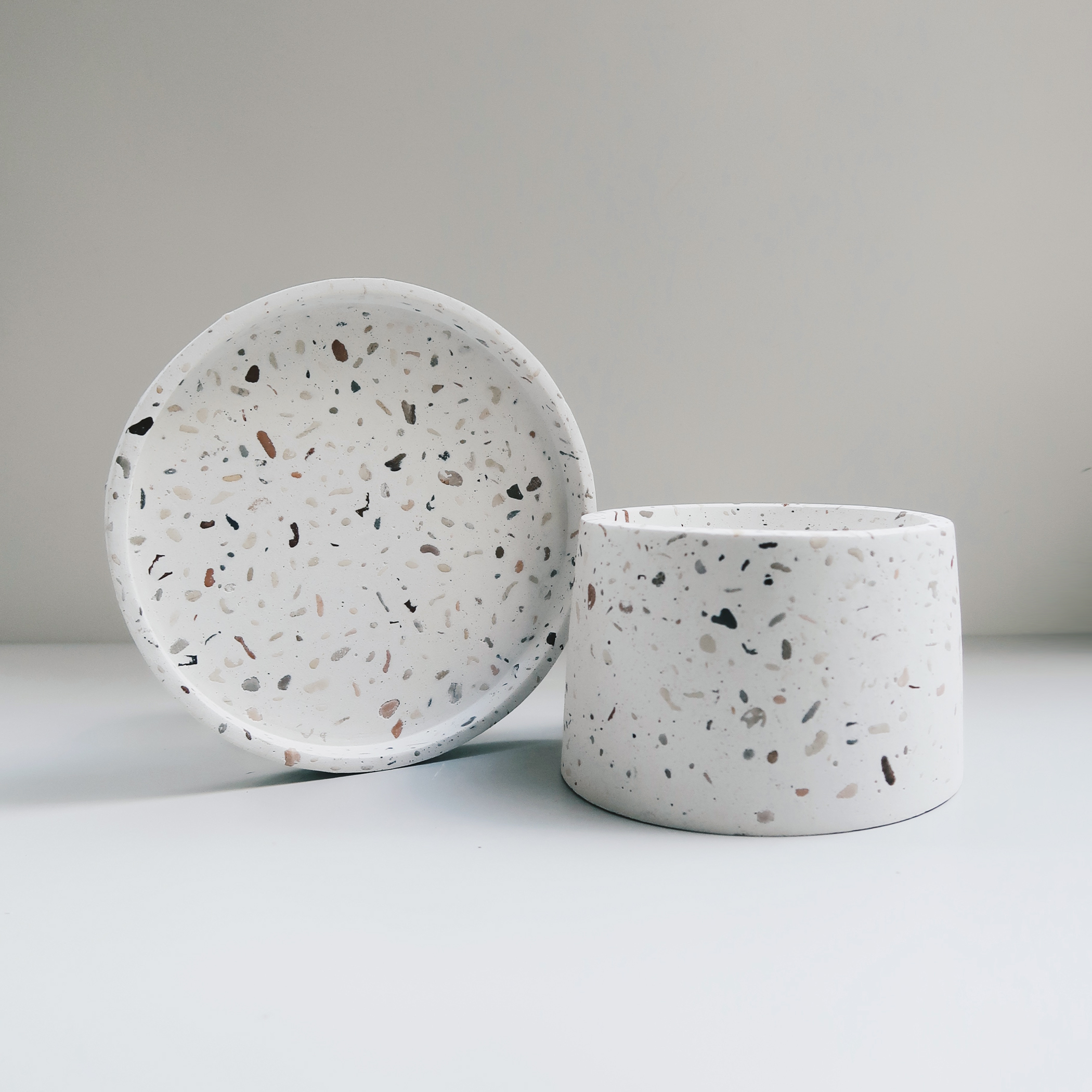 Concrete Design 磨石子暮色迷霧梯形水泥盆器・花盆・花器