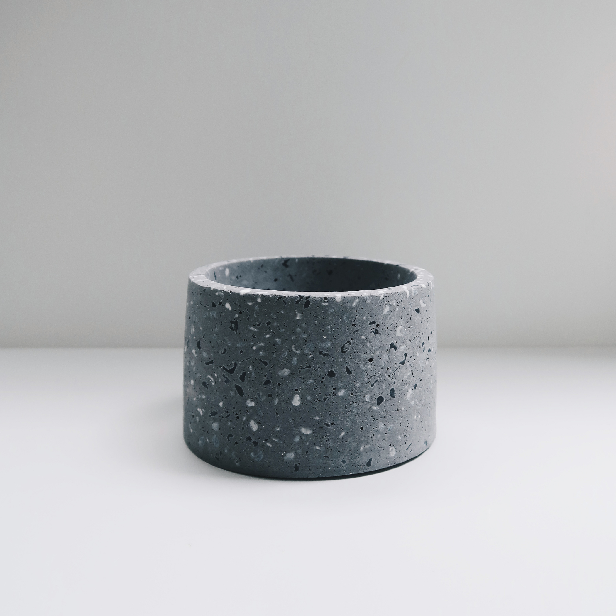 TERRAZZO 水磨石午夜煙灰梯形水泥盆器・盆栽・植栽