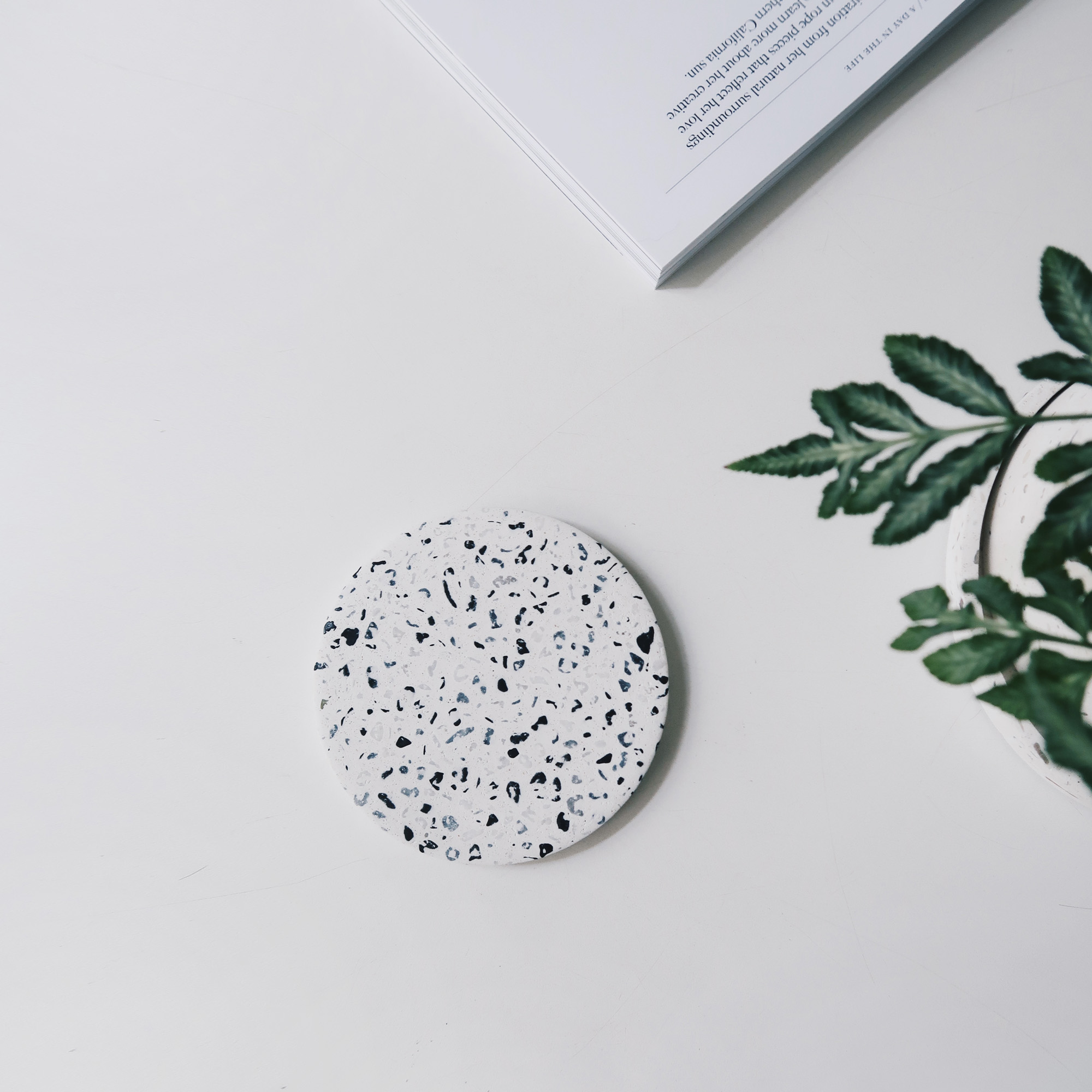 TERRAZZO 水磨石經典黑白水泥杯墊・飾盤・禮物