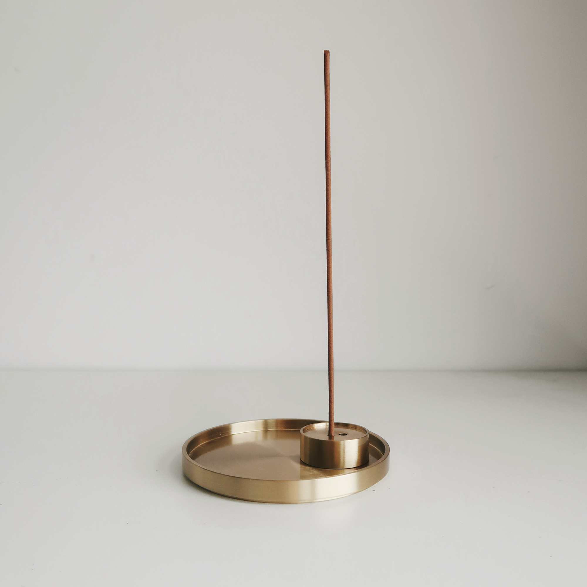 MOONLIGHT 月光｜黃銅三孔線香座 + 小圓盤兩件組 / Brass Incense holder